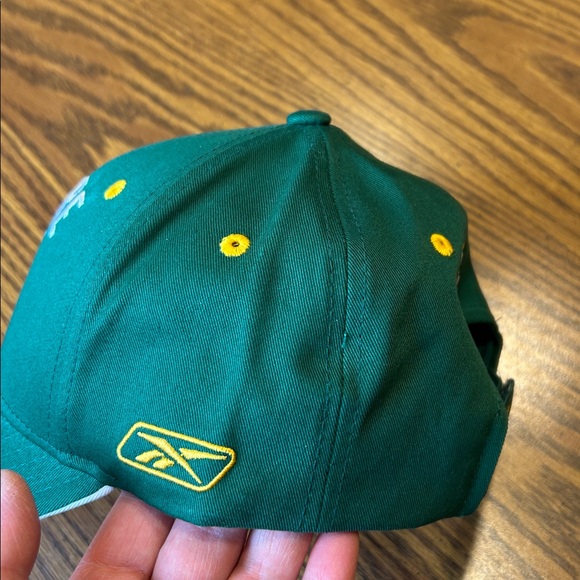 Green Bay Packers Favre #4 Cap - Picture 6 of 7